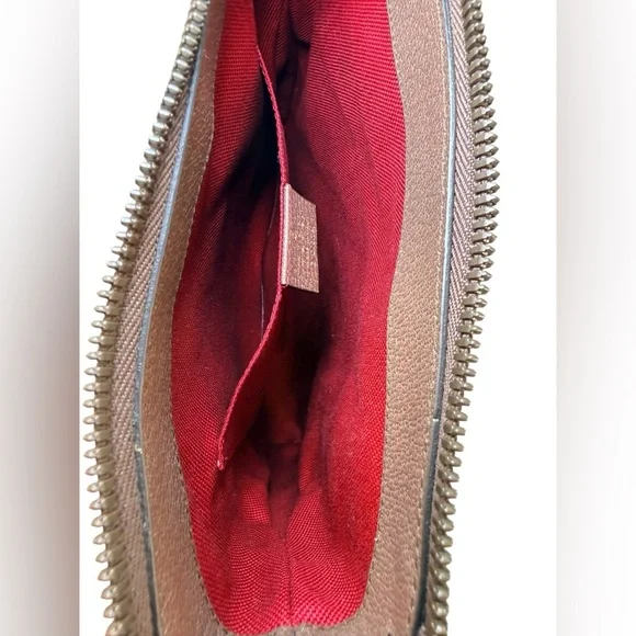 Gucci x Disney Donald Duck GG Supreme Messenger Bag Cruise 2020 - Picture 14 of 16